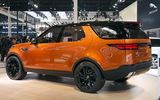 2017-Land-Rover-Discovery-5-concept-rear.jpg